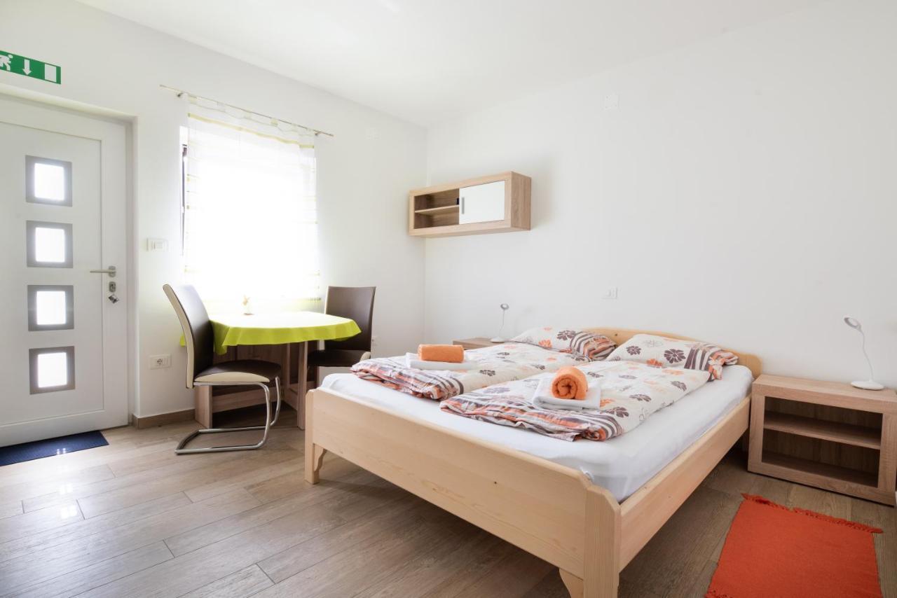 House Dormica Appartement Trenta Buitenkant foto